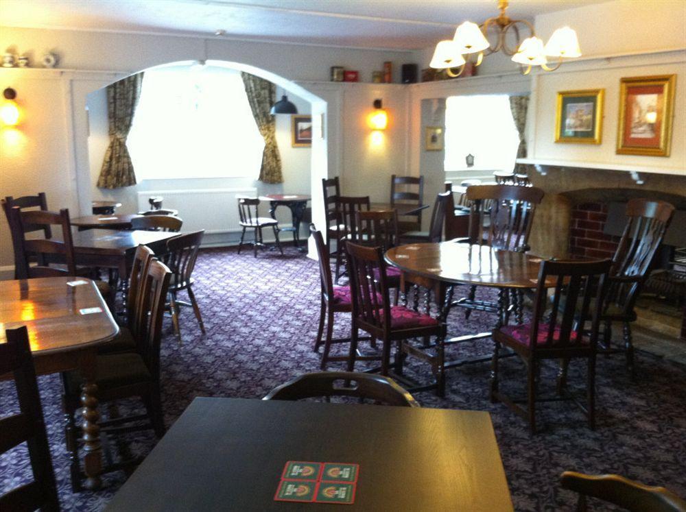The Black Bull Inn Escrick Bagian luar foto
