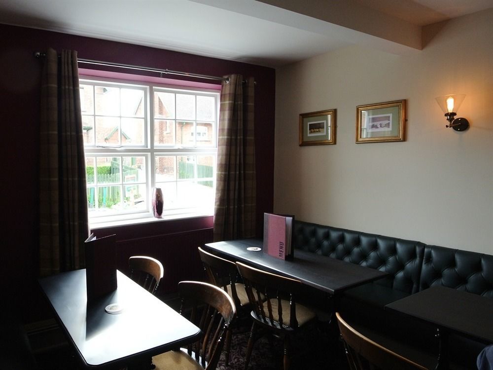 The Black Bull Inn Escrick Bagian luar foto