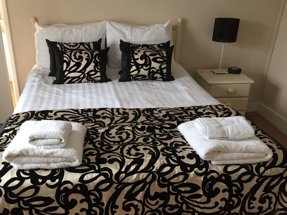 The Black Bull Inn Escrick Bagian luar foto