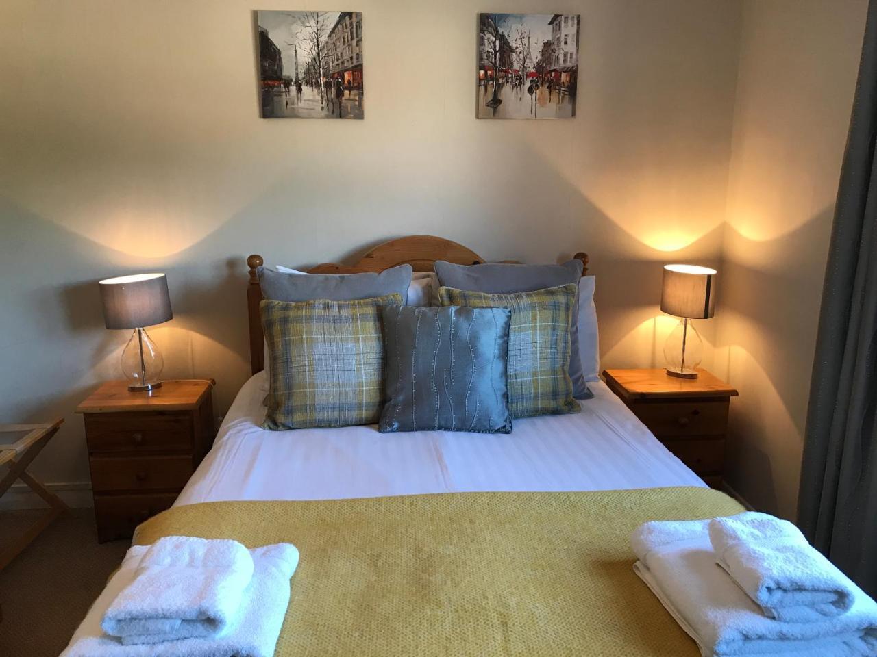 The Black Bull Inn Escrick Ruang foto