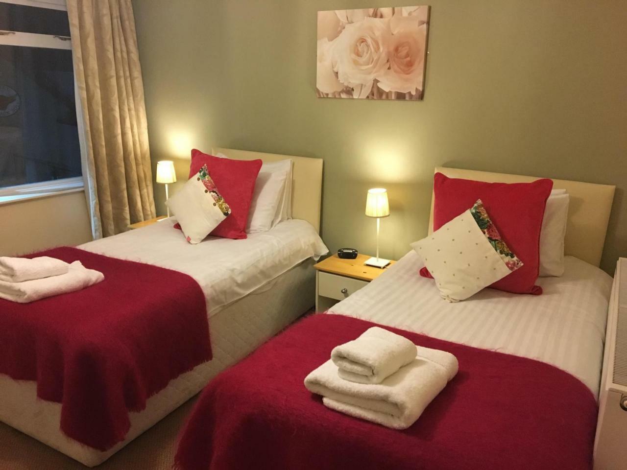 The Black Bull Inn Escrick Bagian luar foto